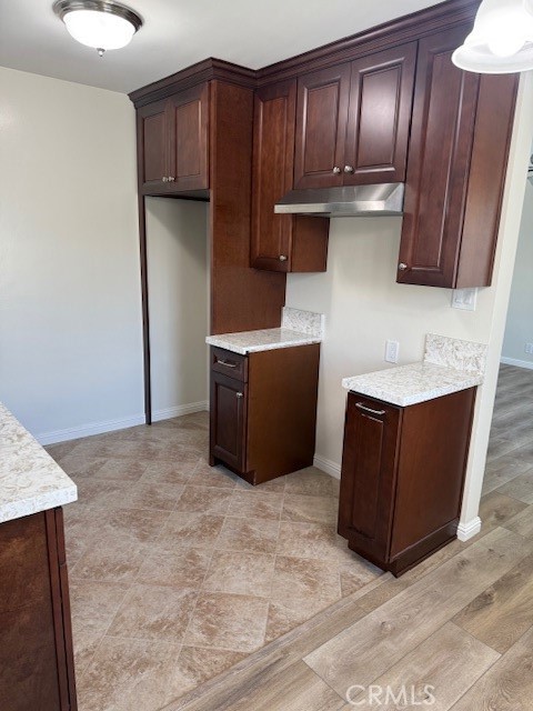 1131 N Kenmore 7 Property Photo 6
