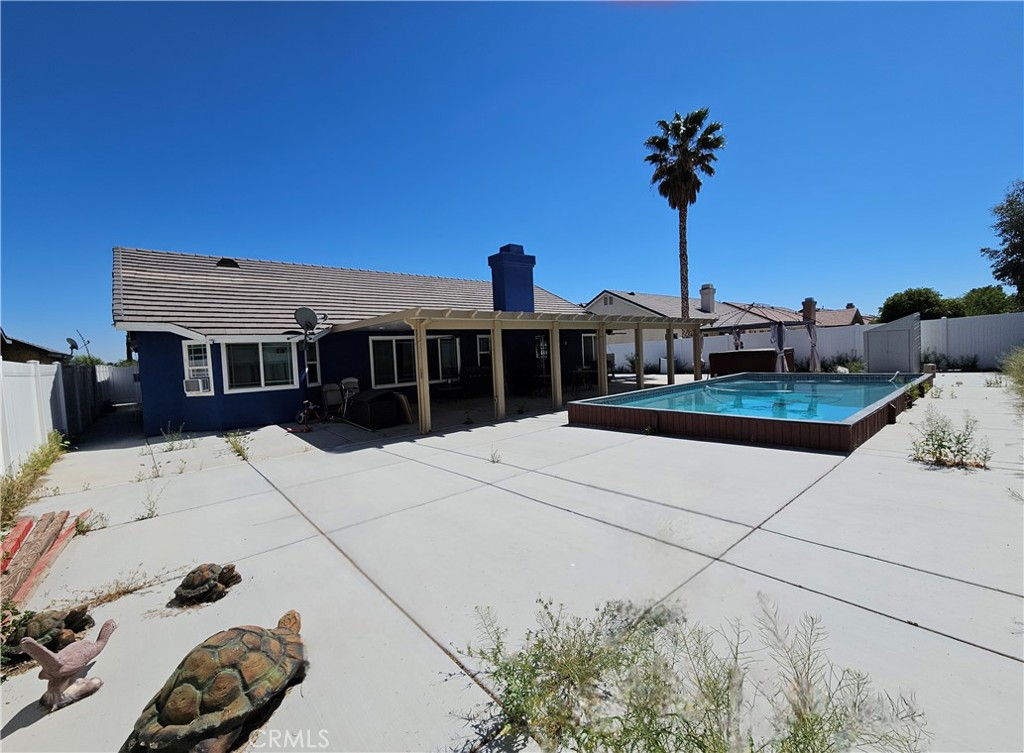 12996 Pacoima Property Photo 11