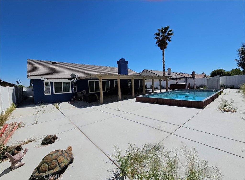 12996 Pacoima Property Photo 11