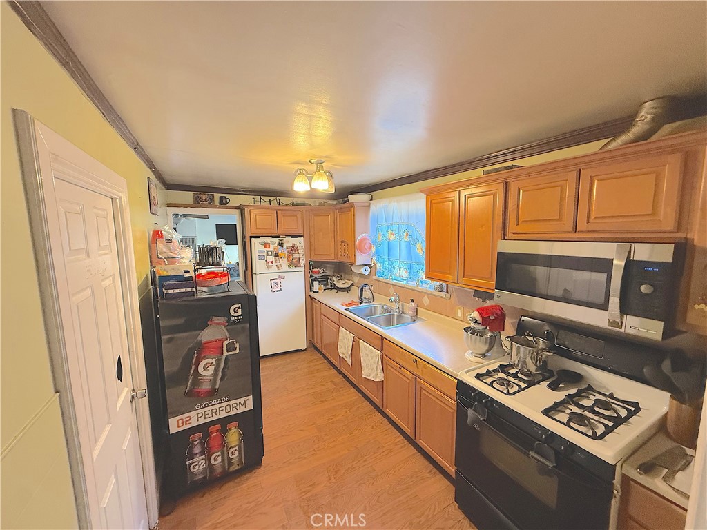 220 E Avenue 38 Property Photo 8