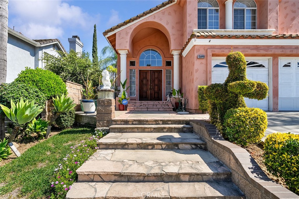 15049 Avenida De Las Flores Property Photo 3