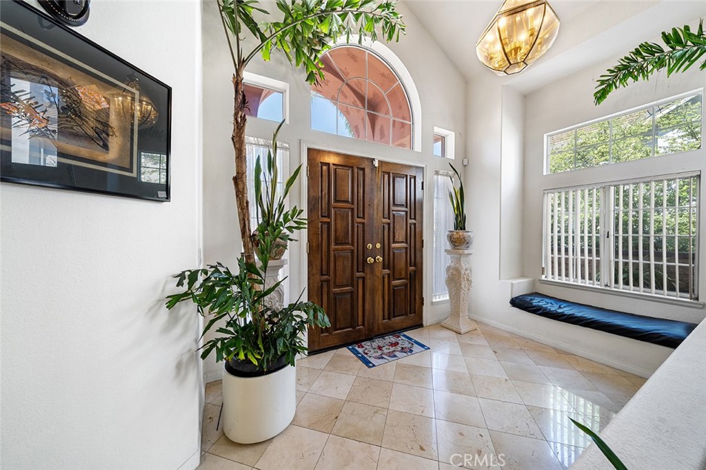 15049 Avenida De Las Flores Property Photo 10