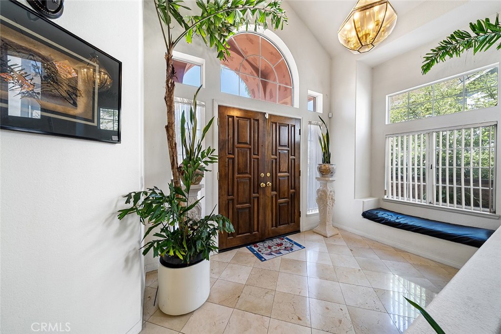 15049 Avenida De Las Flores Property Photo 10