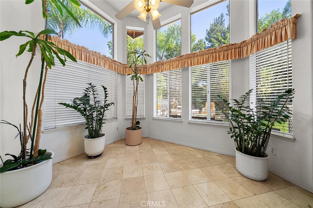 15049 Avenida De Las Flores Property Photo 18