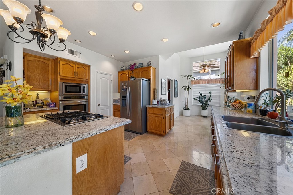 15049 Avenida De Las Flores Property Photo 21