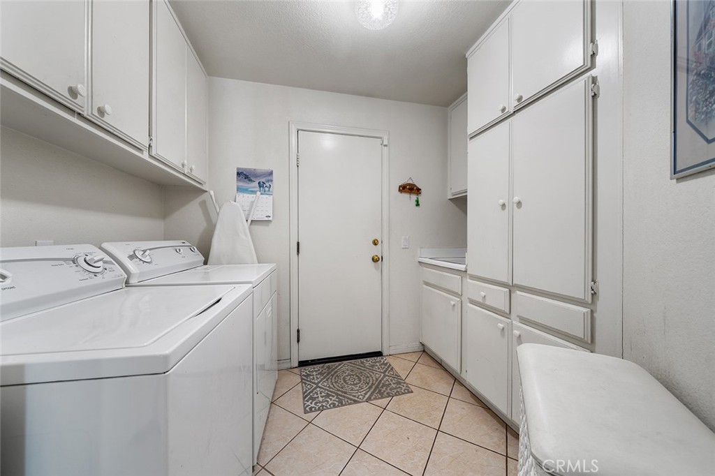 15049 Avenida De Las Flores Property Photo 29