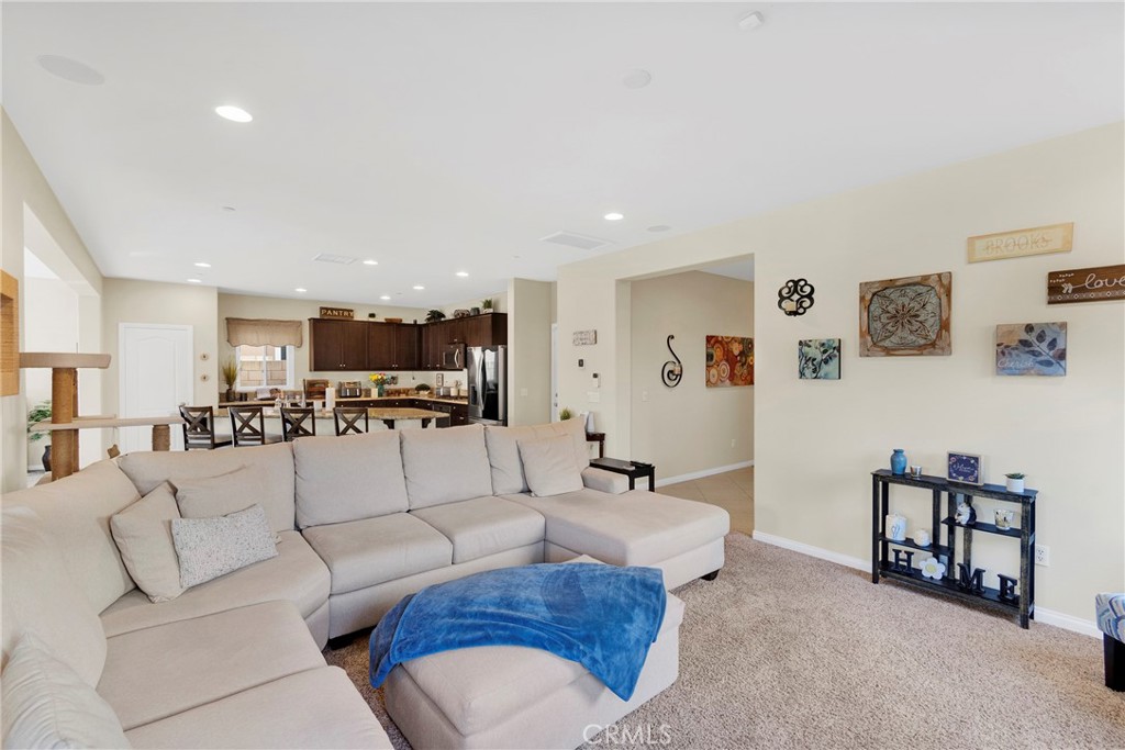 5341 Parma Property Photo 9
