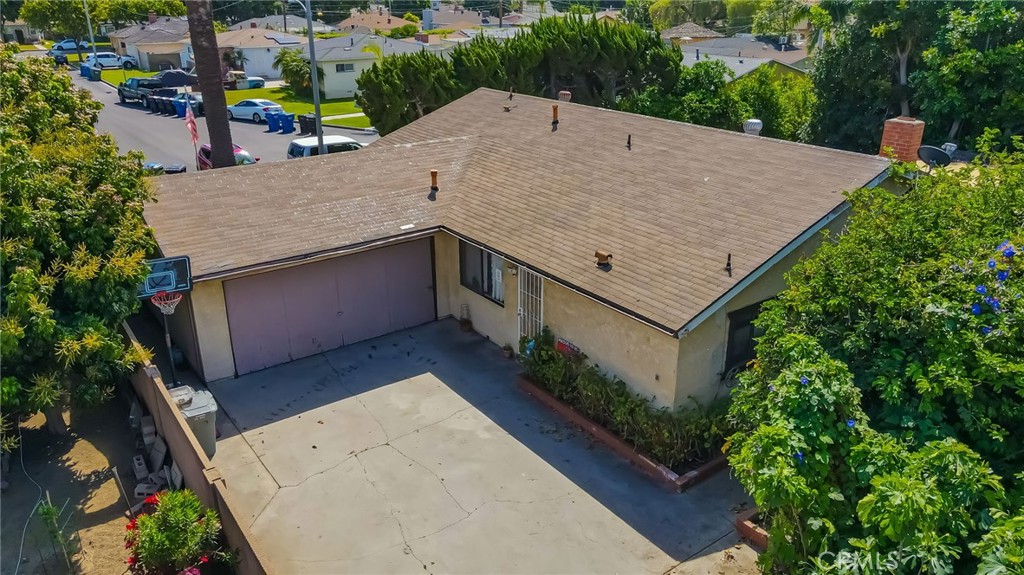 12650 Glenshire Property Photo