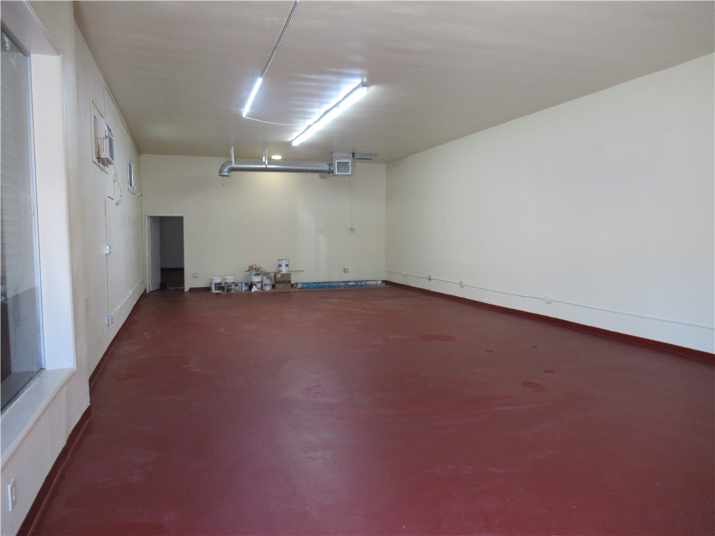 1644 E Compton Boulevard Property Photo 9