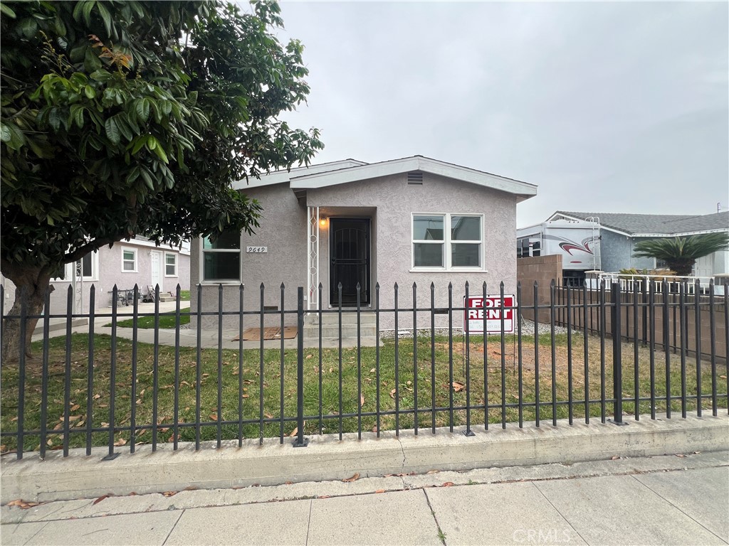 9649 Harvard St Property Photo 1