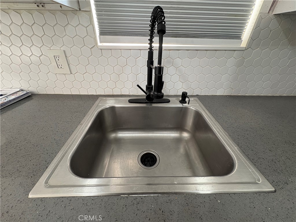 603 Hill Property Photo 30