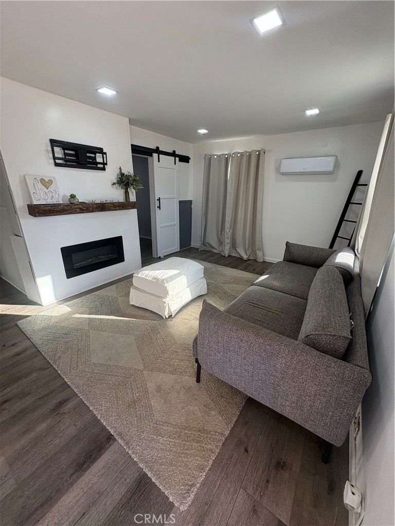 603 Hill Property Photo 32
