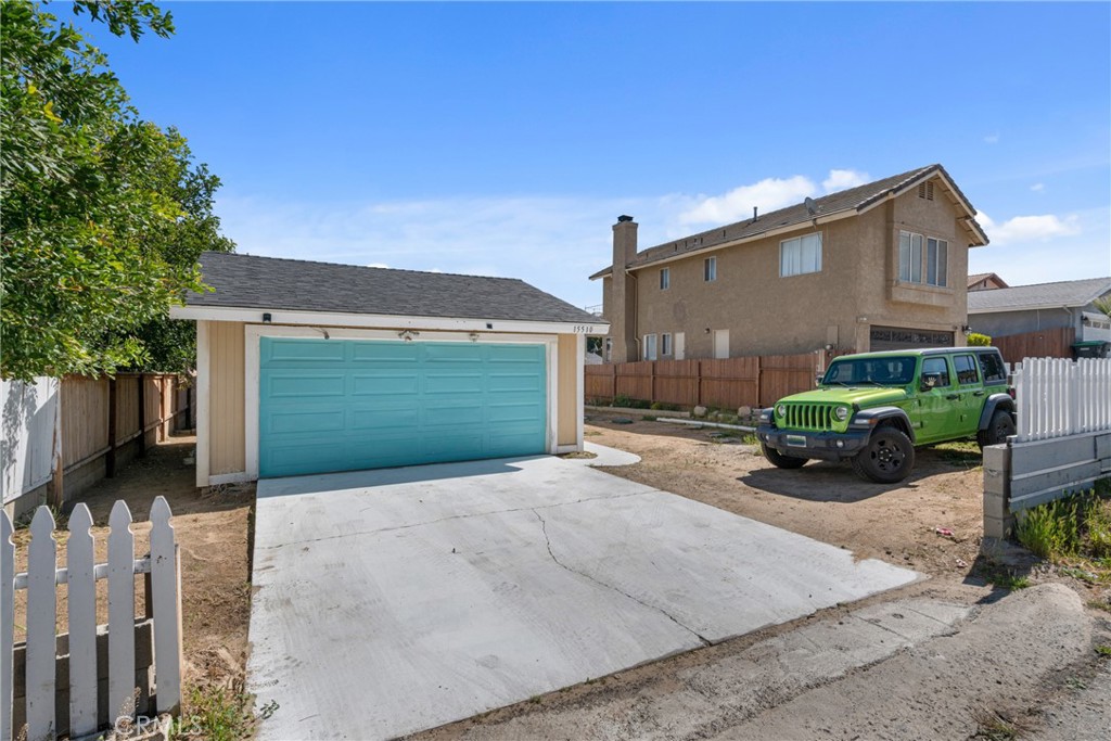 15510 Rose Property Photo 2