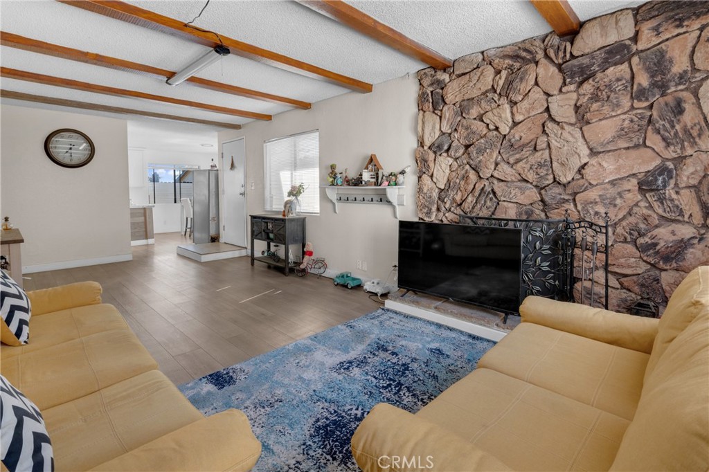 15510 Rose Property Photo 7