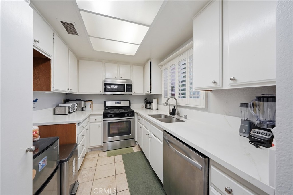 10452 W Briar Oaks Property Photo 8