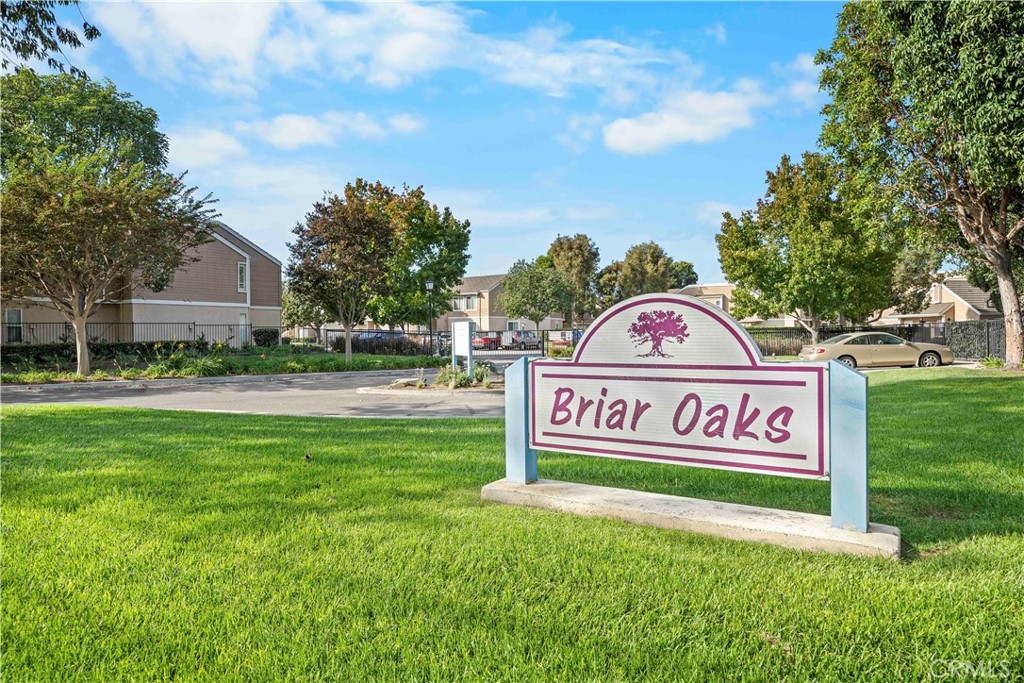 10452 W Briar Oaks Property Photo 26