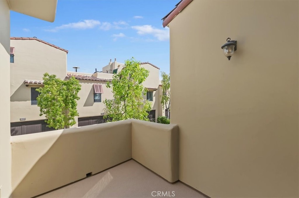 1045 Villorrio S Property Photo 25