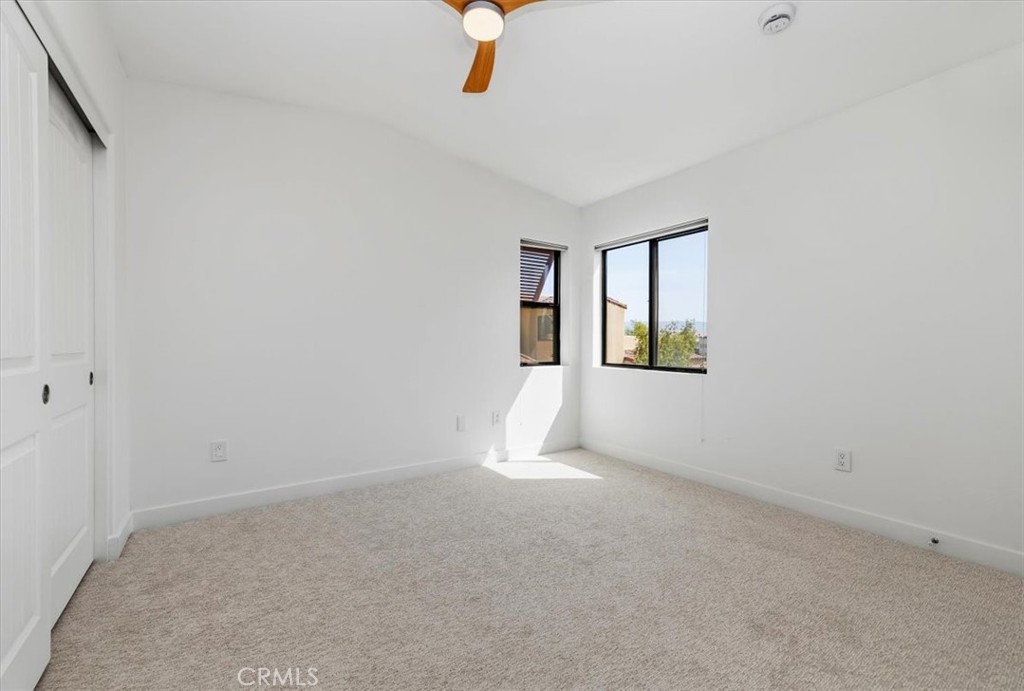 1045 Villorrio S Property Photo 28