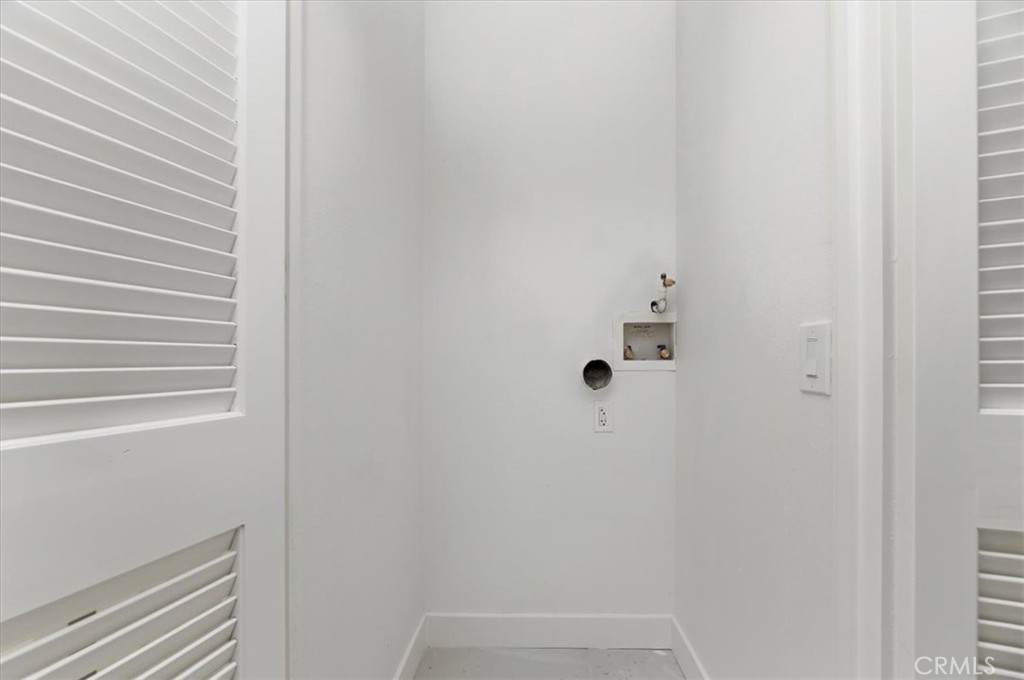 1045 Villorrio S Property Photo 31