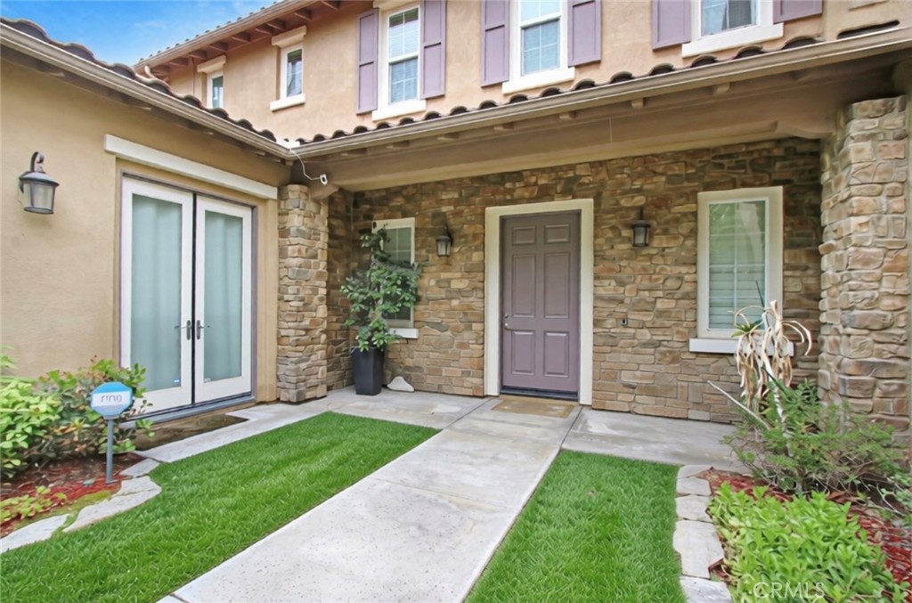 498 Green Orchard Property Photo 1