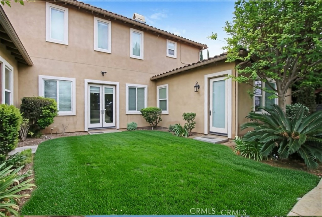 498 Green Orchard Property Photo 12
