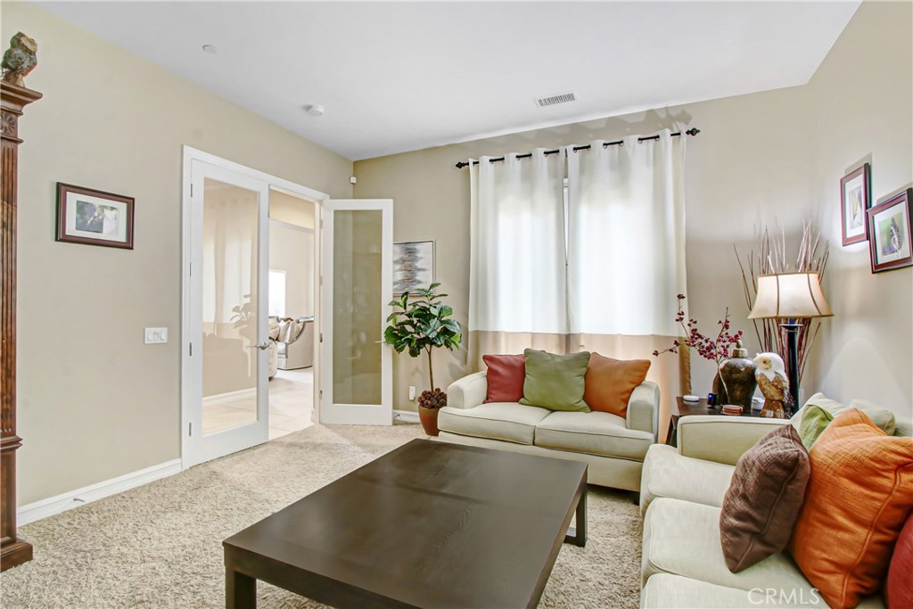 498 Green Orchard Property Photo 16