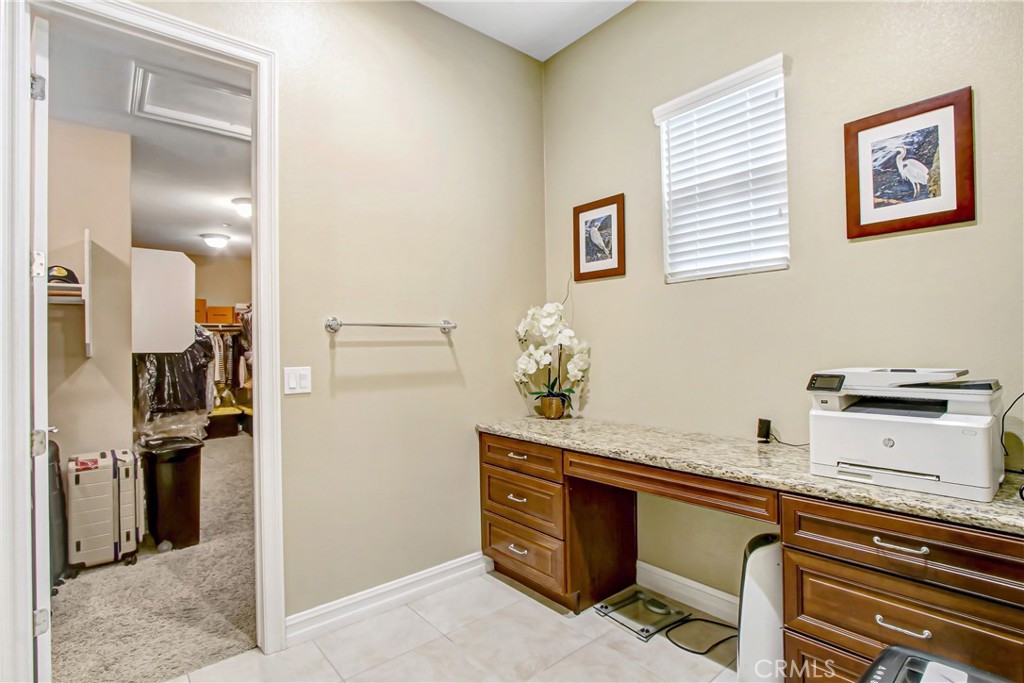 498 Green Orchard Property Photo 20