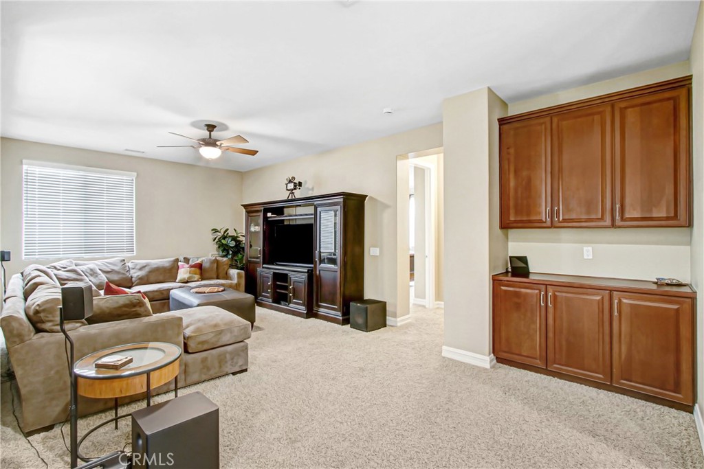 498 Green Orchard Property Photo 24