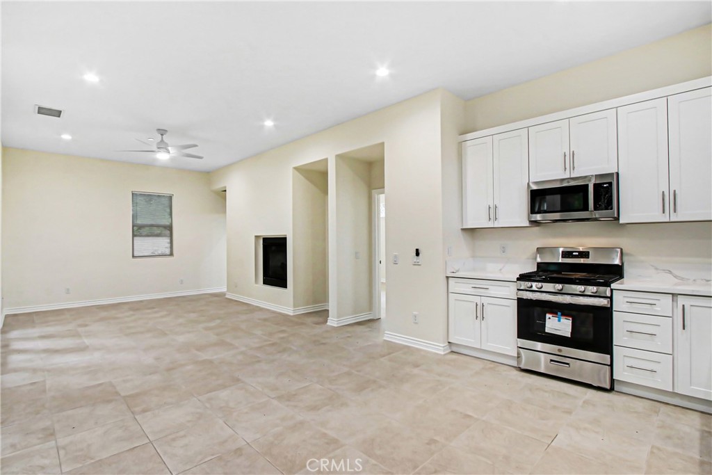 498 Green Orchard Property Photo 31