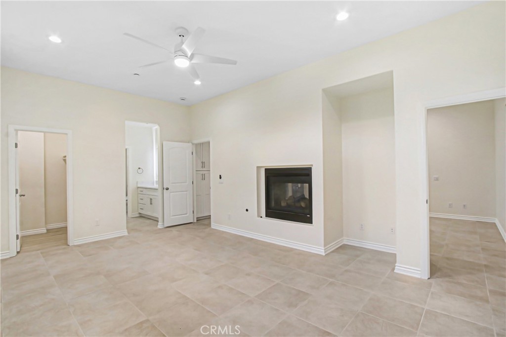 498 Green Orchard Property Photo 33