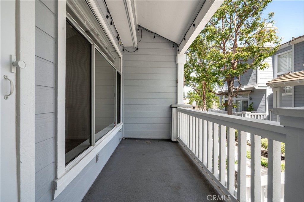 522 N Pageant Property Photo 6