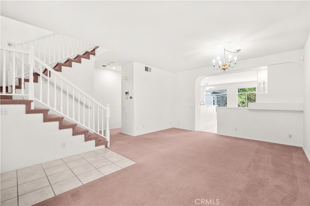 522 N Pageant Property Photo 10