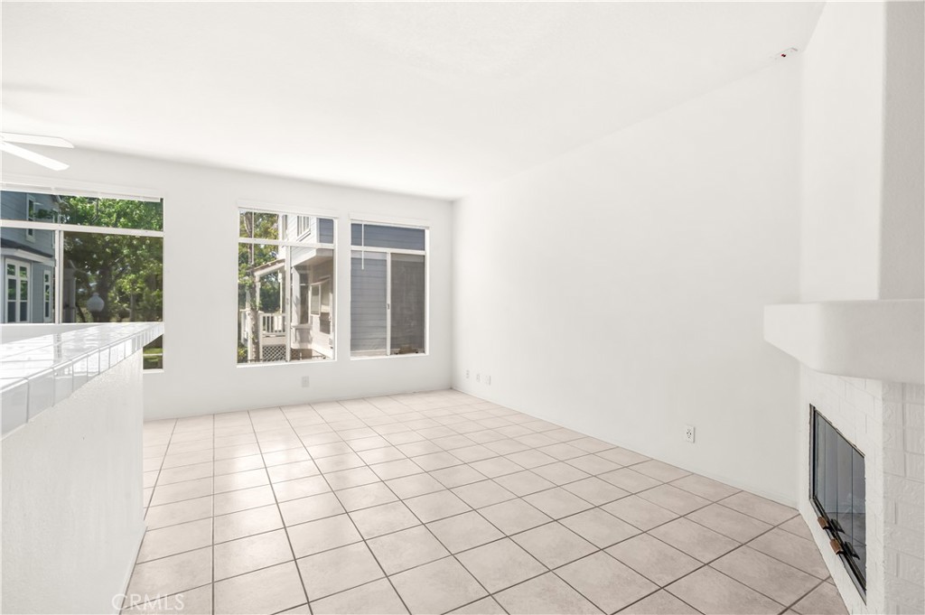522 N Pageant Property Photo 17