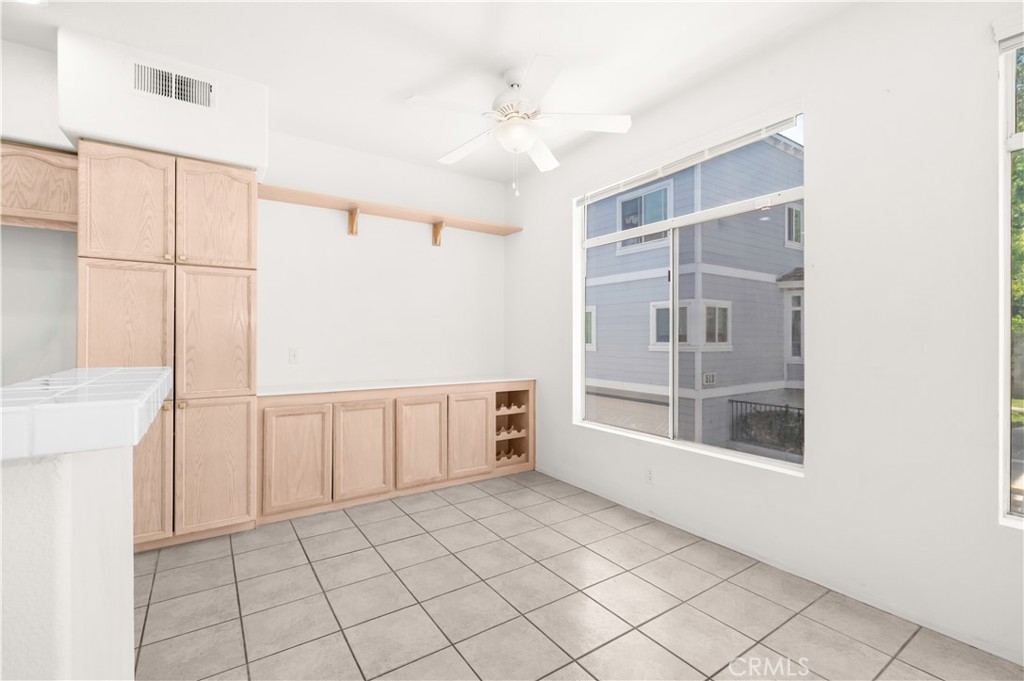 522 N Pageant Property Photo 24