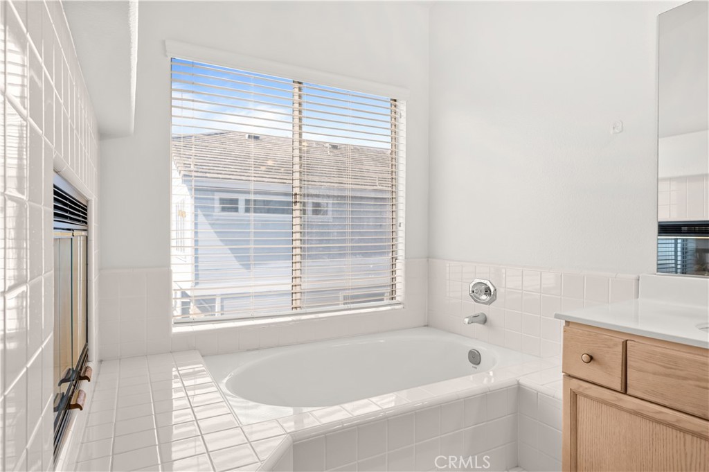 522 N Pageant Property Photo 31