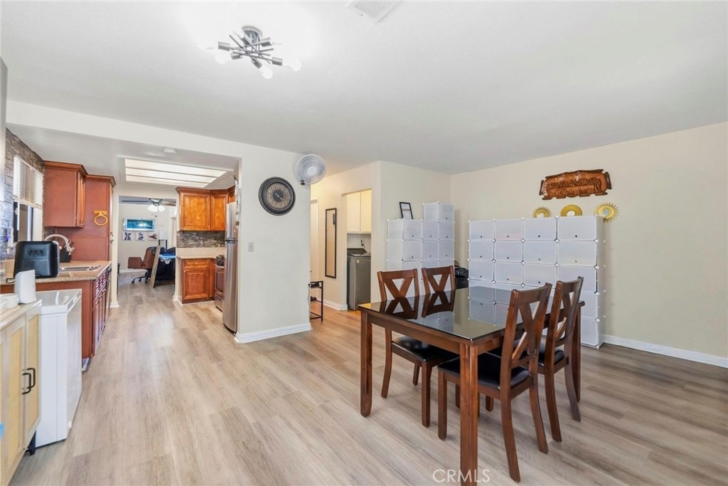 34 E Louise Property Photo 17