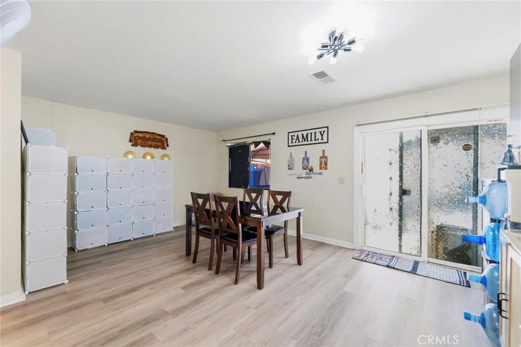 34 E Louise Property Photo 18
