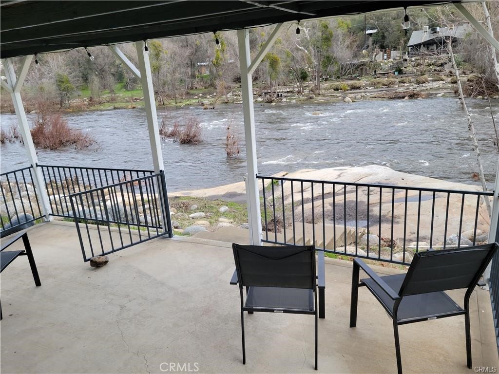 41830 N Fork Drive Property Photo 2