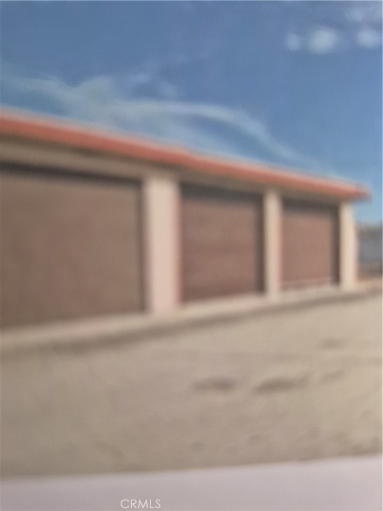8 LORENZO Property Photo 1