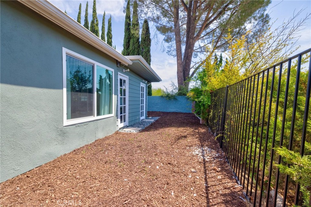 23041 La Granja Property Photo 36