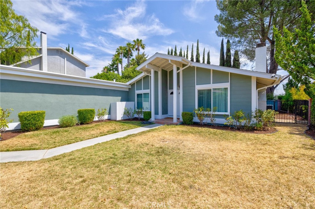 23041 La Granja Property Photo 44