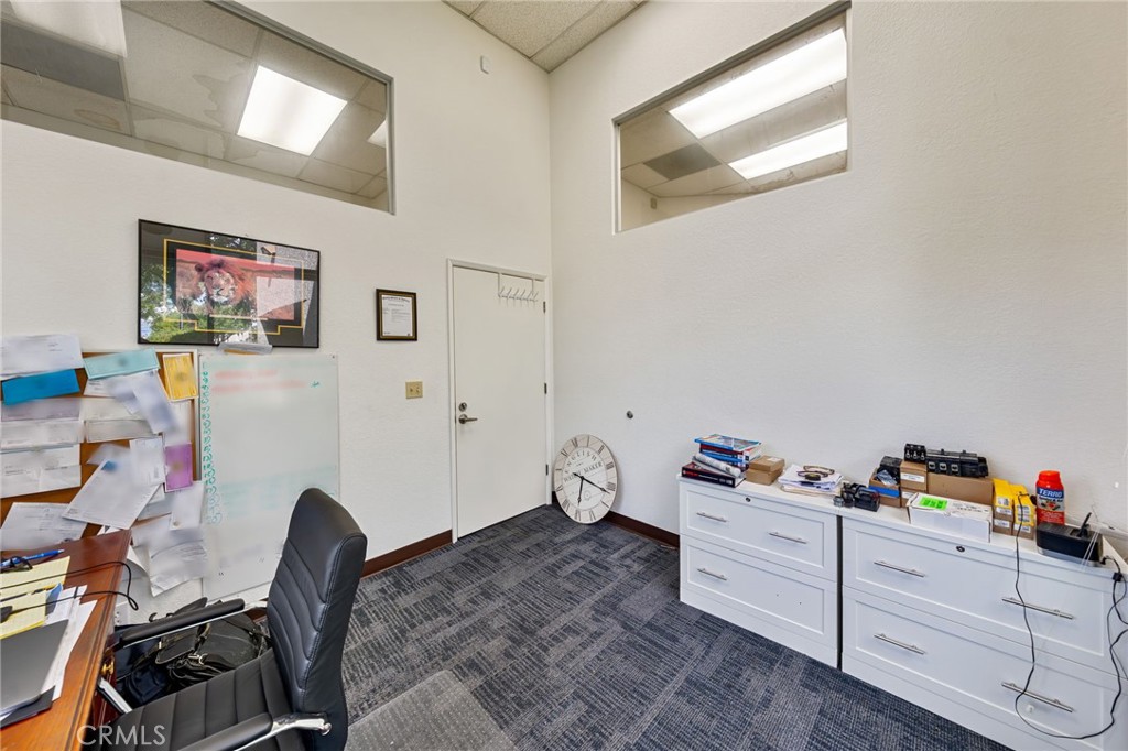 3298 Monier 210 Property Photo 7
