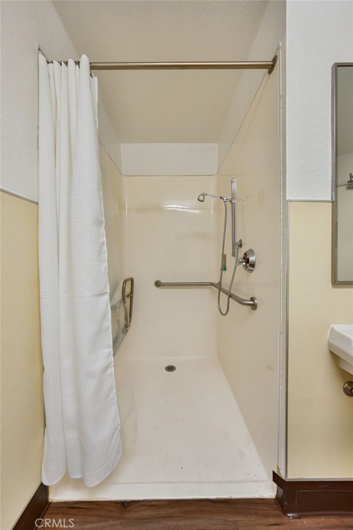 3298 Monier 210 Property Photo 16