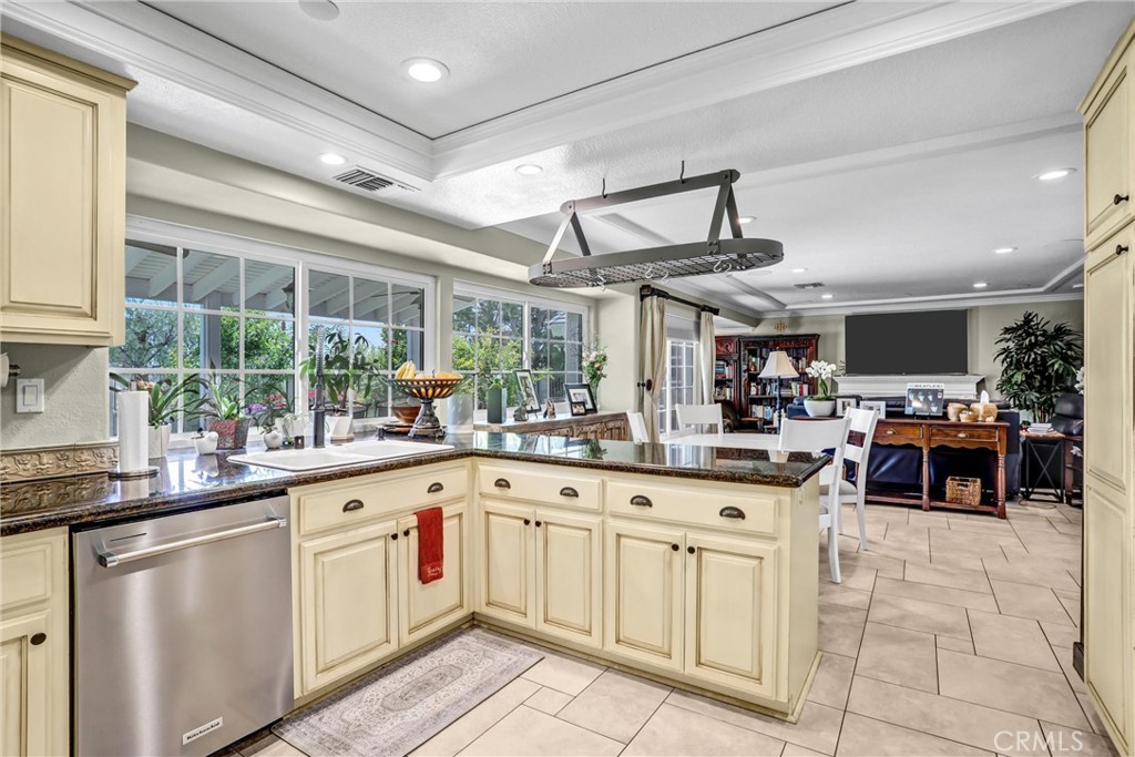 5787 Ridgeway Rd Property Photo 17