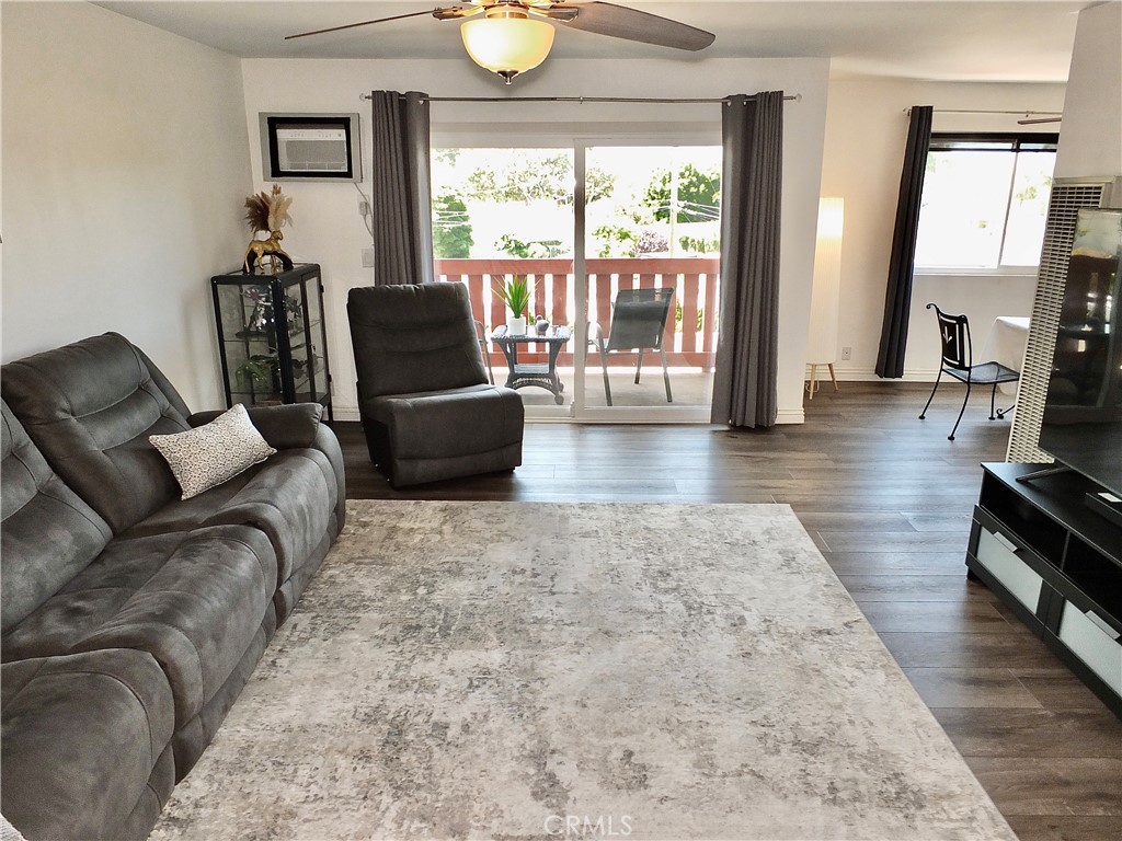 4591 Orange Avenue 306 Property Photo 4