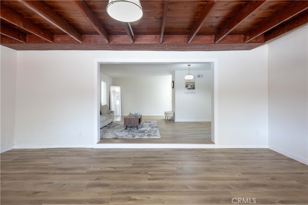 5030 N Lyman Avenue Property Photo 13