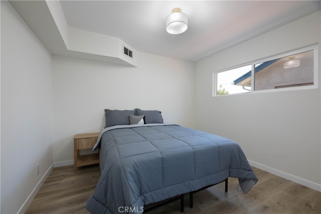 5030 N Lyman Avenue Property Photo 25