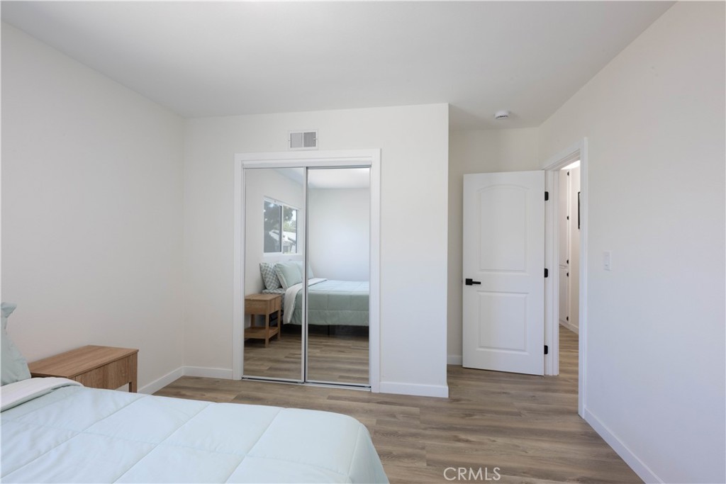 5030 N Lyman Avenue Property Photo 33