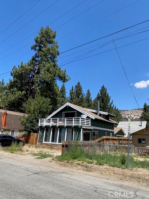 749 Elysian Boulevard Property Photo 2
