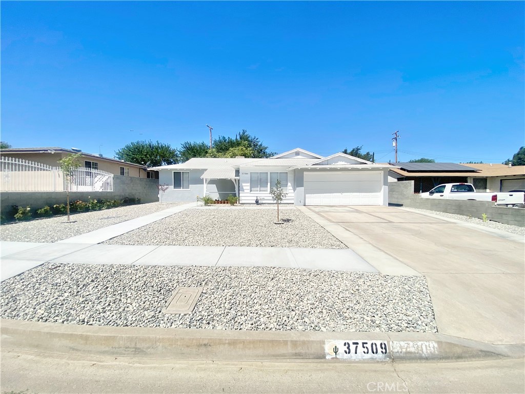 37509 Larkin Property Photo 3